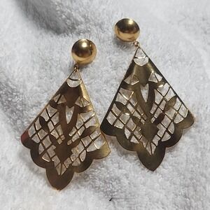 Gold Tone Geometric Filigree Drop Earrings Scalloped Statement Post Back